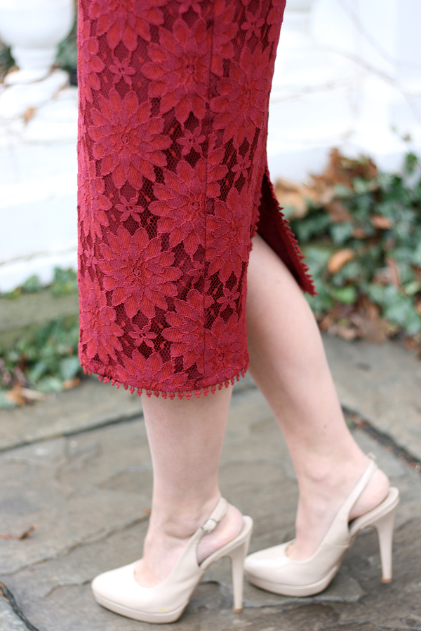 Maska Mode Burgundy Lace Midi Dress